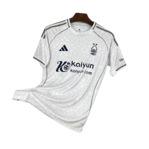 Nottingham Forest camiseta temporada 2025/26